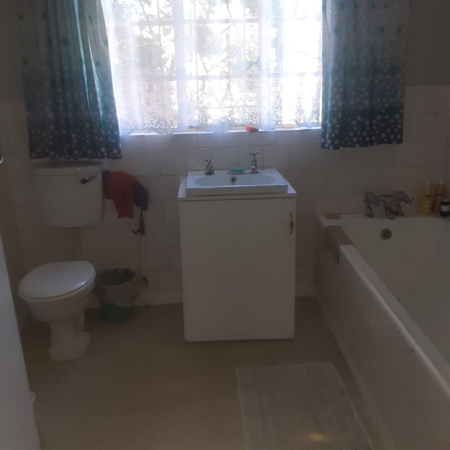 4 Bedroom Property for Sale in Hennenman Free State